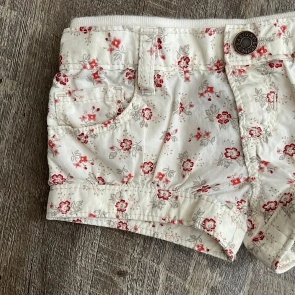 Baby Gap White Floral Print Shorts‎ 0-3 Months Elastic Waist
